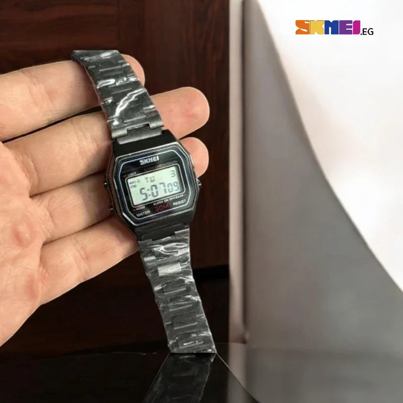 ساعة سكيمي 1123 للنساء بلون ذهبي ، سوار من الفولاذ المقاوم للصدأ، وساعة منبه