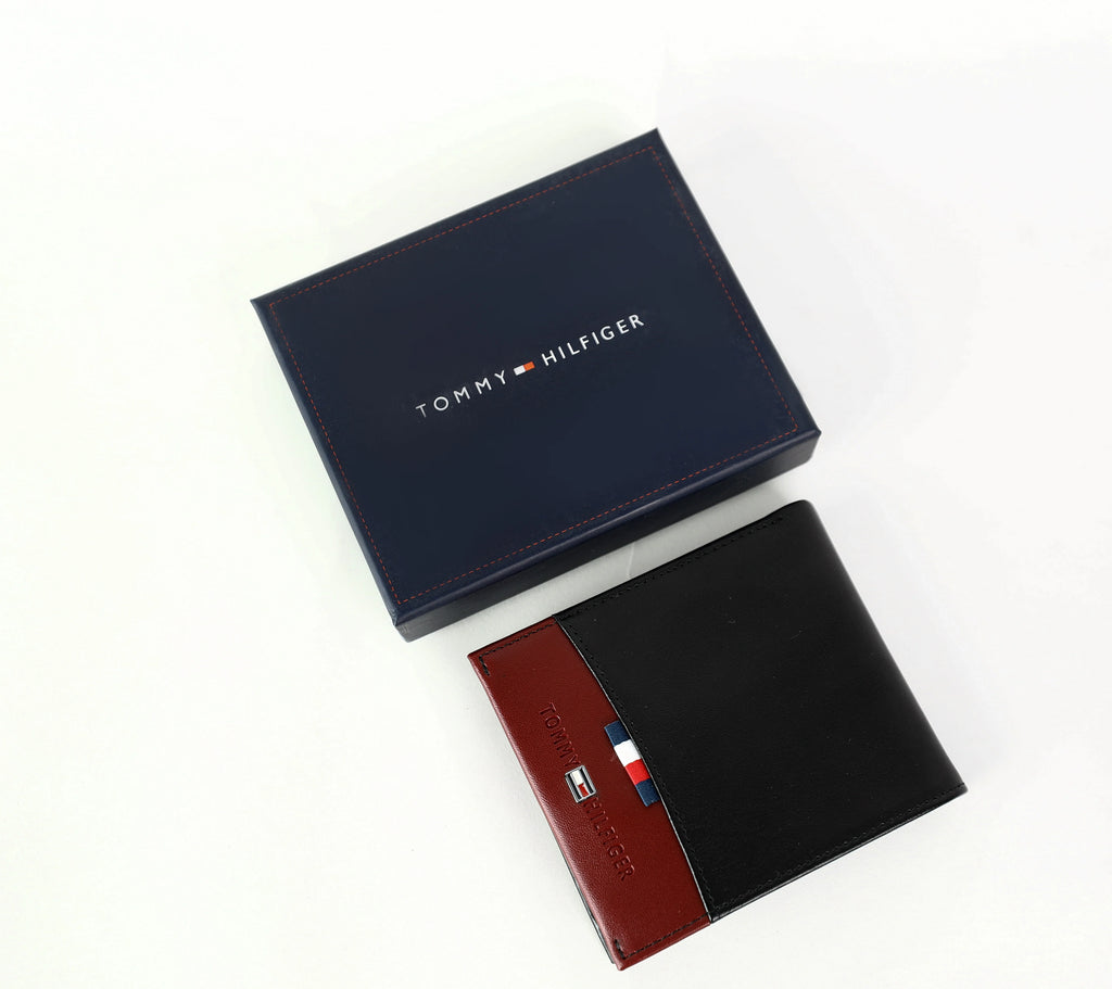 TH Black Leather Bifold Wallet For Men