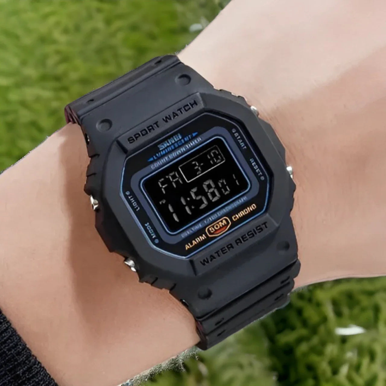 SKMEI 1628 ساعة رياضية بنمط عسكري كلاسيكي اسود معتم