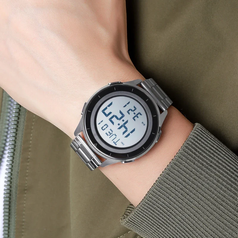 SKMEI 2167 ساعة رقمية عصرية بلون فضي من الستيل