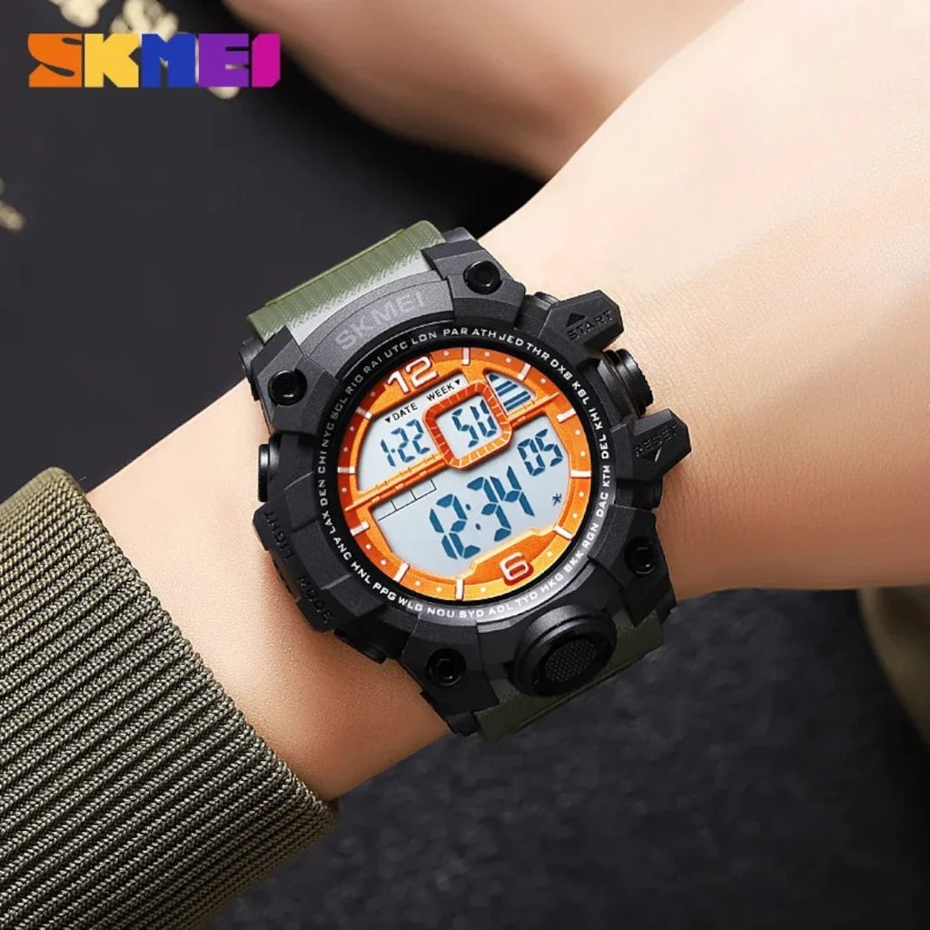 SKMEI 2245 ساعة رياضية رقمية أسود وأخضر زيتي