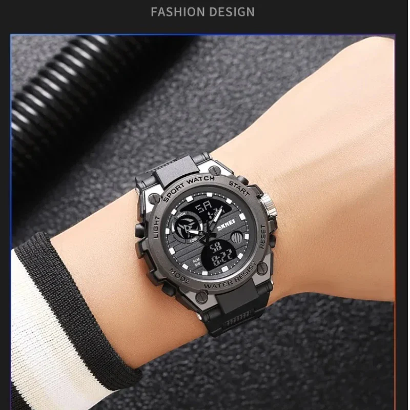 SKMEI 2360 ساعة رياضية رقمية تناظرية اسود ذهبي