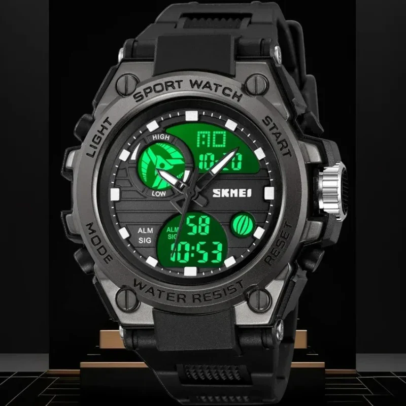 SKMEI 2360 ساعة رياضية تناظرية رقمية باللون الأسود