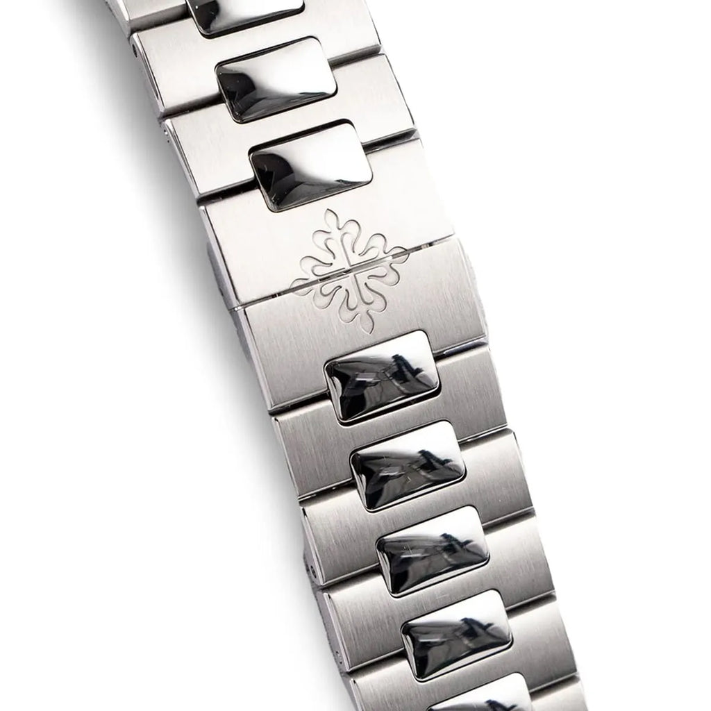 Patek Philippe Watch Men’s Nautilus Travel Time Chronograph