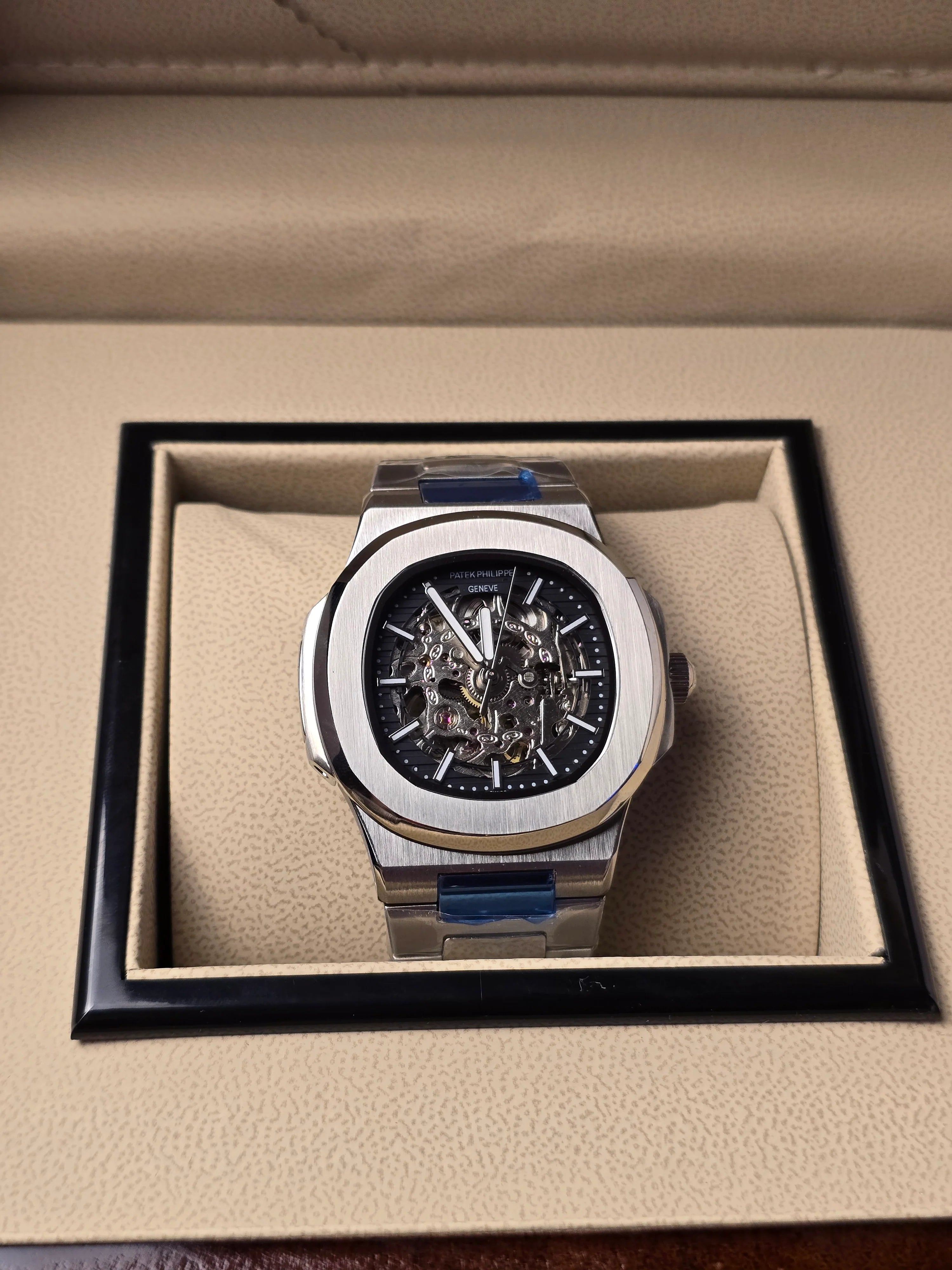 PATEK PHILIPPE CHRONOGRAPH WATCH black WITH STAINLESS STEEL SILVER BELT